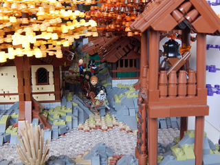 Illustration for article titled There's a Castle Hidden in the LEGO Autumn Foliage